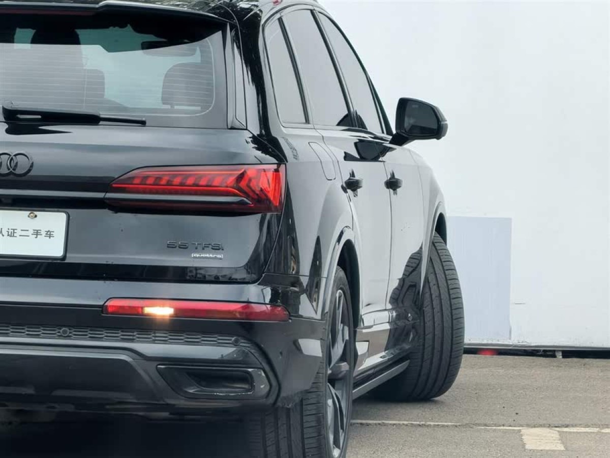 奧迪 奧迪Q7  2023款 55 TFSI quattro S line運動型圖片