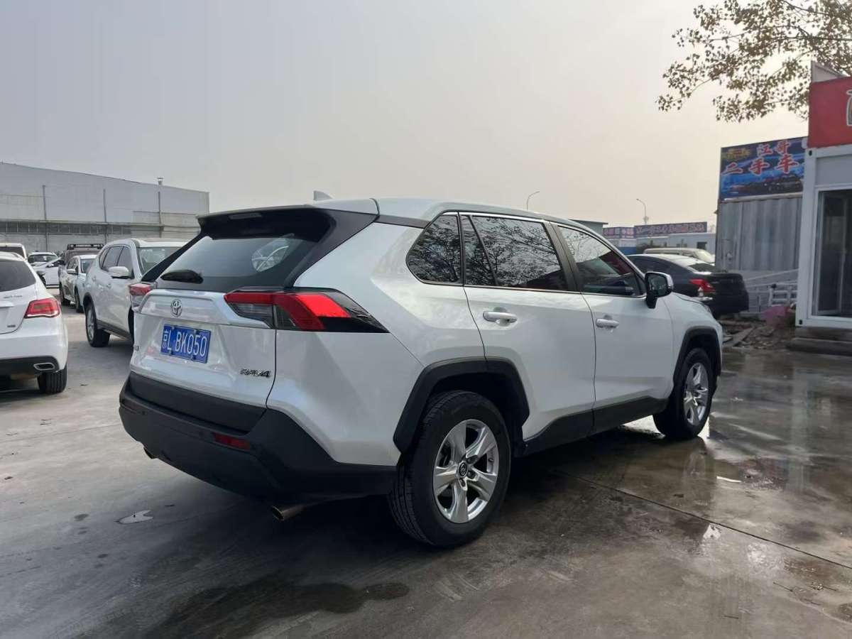 豐田 RAV4榮放  2021款 2.0L CVT兩驅(qū)都市版圖片