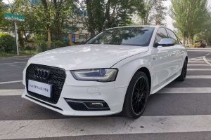 奧迪A4L 奧迪 45 TFSI quattro個(gè)性運(yùn)動型
