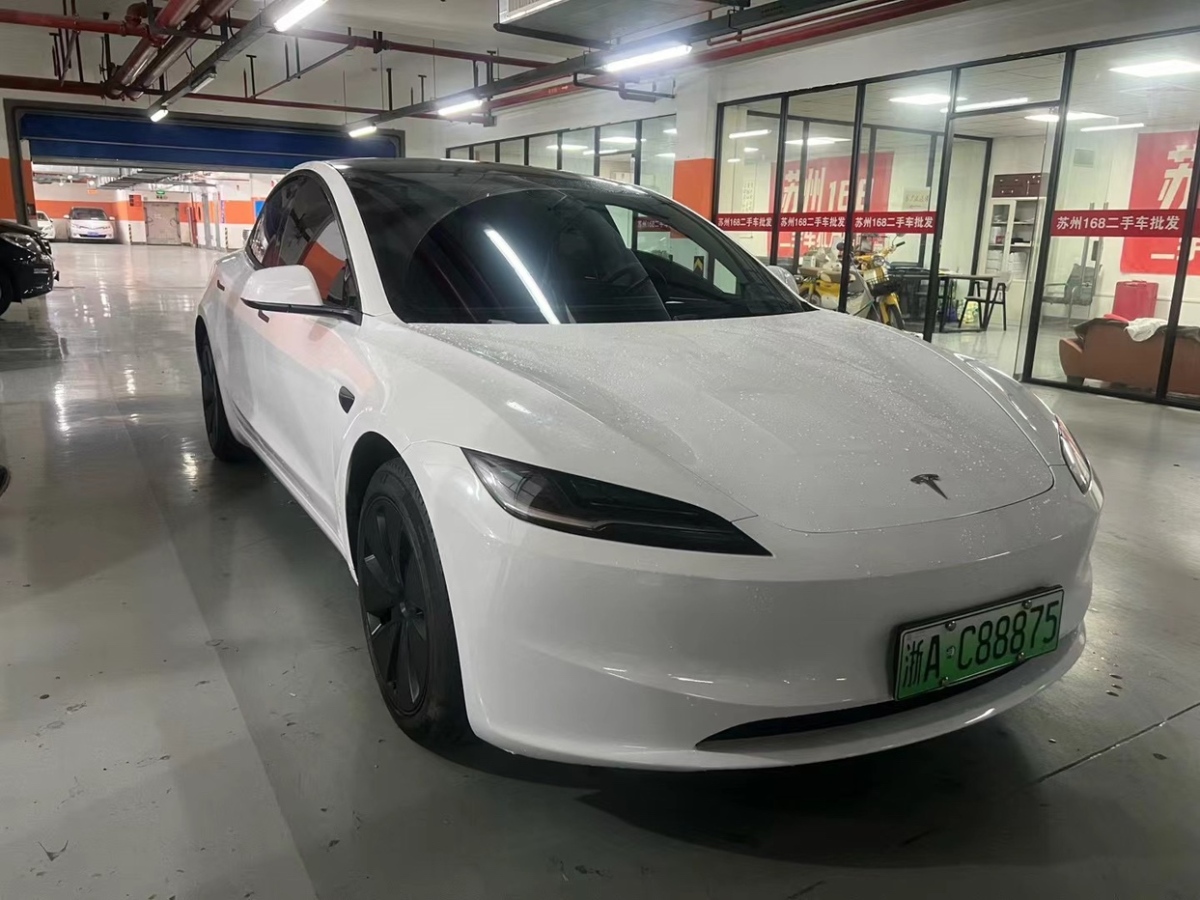 特斯拉 Model Y  2023款 后輪驅(qū)動版圖片