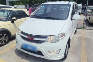 五菱宏光 五菱 1.5L S標(biāo)準(zhǔn)型