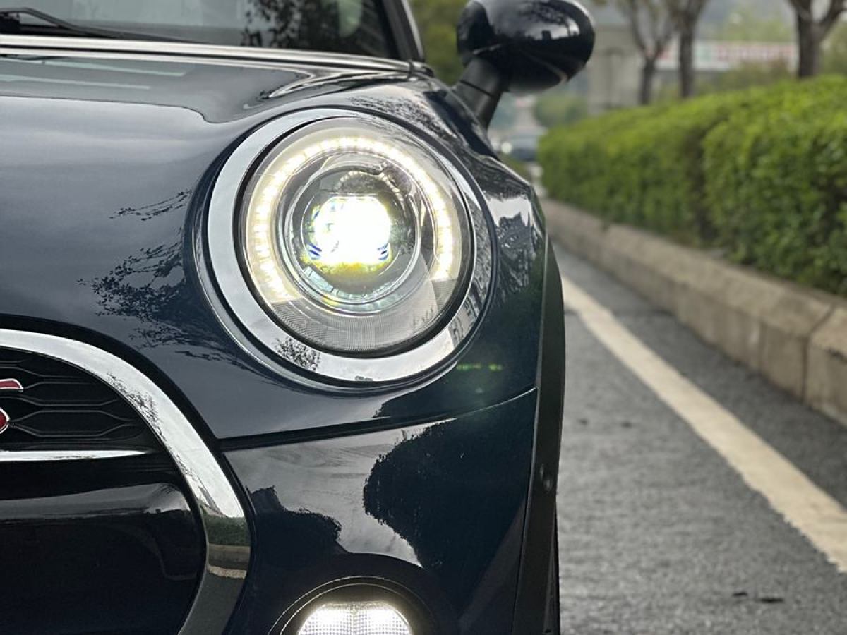 MINI MINI  2016款 2.0T COOPER S 先鋒派 五門版圖片