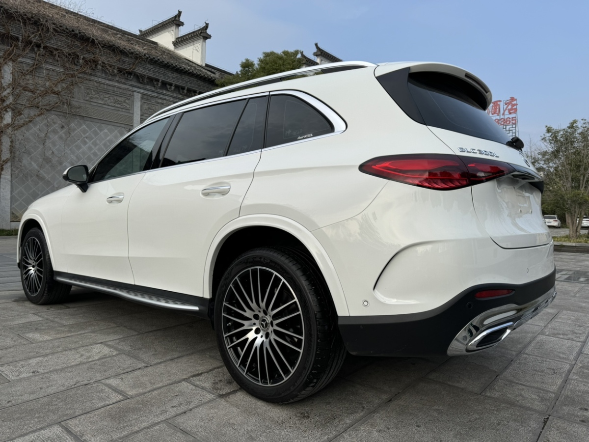 奔馳 奔馳GLC  2023款 改款 GLC 260 L 4MATIC 豪華型 7座圖片