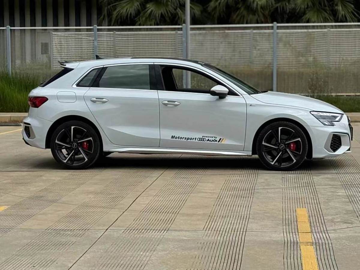 奧迪 奧迪A3  2022款 Sportback 35 TFSI 時(shí)尚運(yùn)動(dòng)型圖片