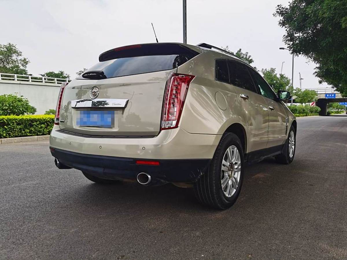 凱迪拉克 SRX  2011款 3.0L 豪華型圖片