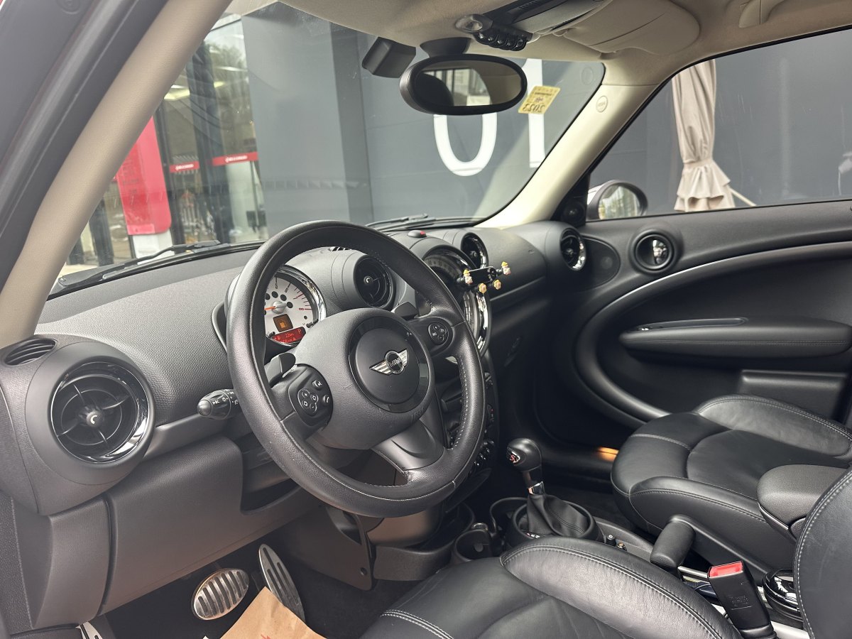 MINI COUNTRYMAN  2013款 1.6T COOPER S ALL4 滑雪版圖片