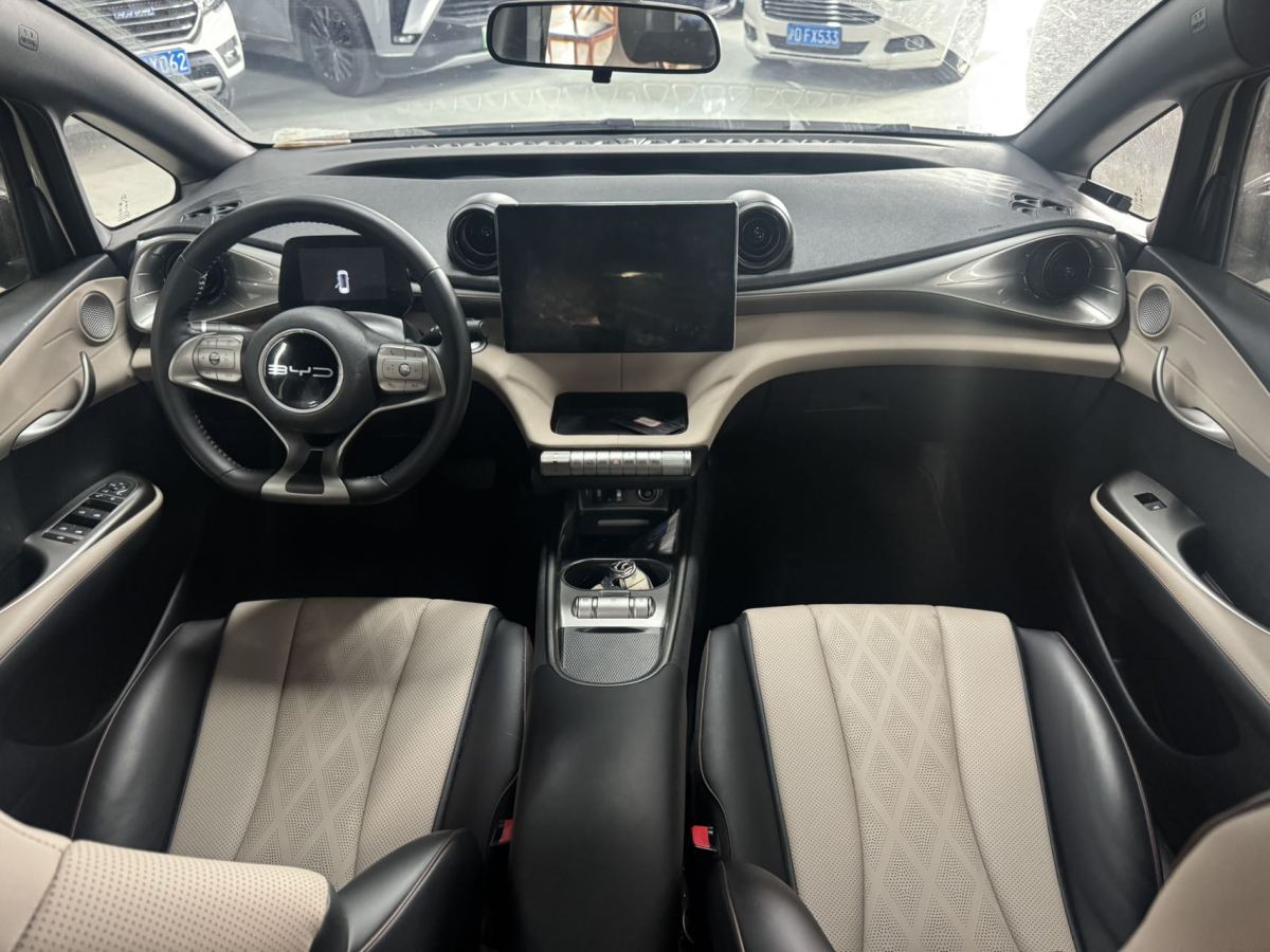 比亞迪 海豚  2023款 420km 時(shí)尚版圖片