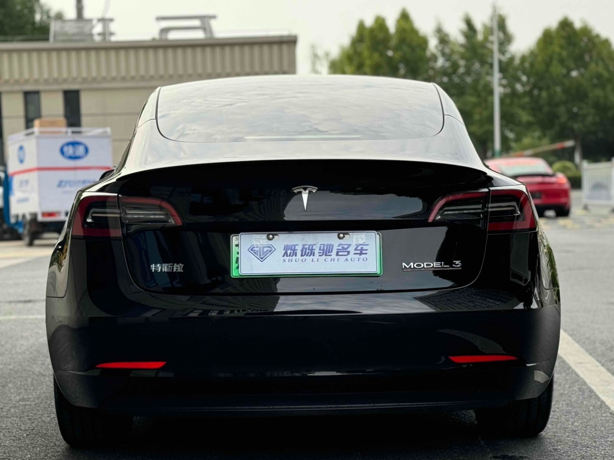 特斯拉 Model Y  2022款 后輪驅(qū)動版圖片