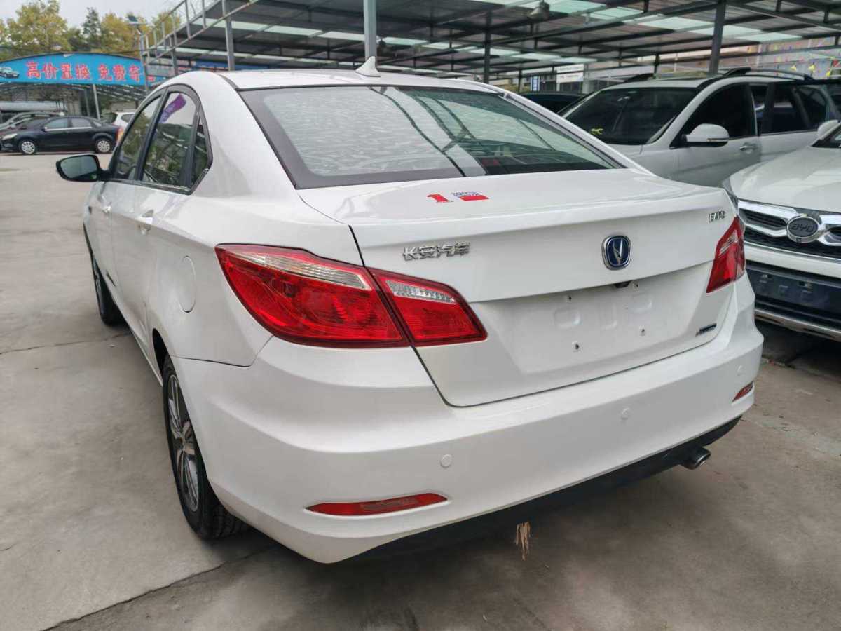 长安 逸动  2018款 1.6L GDI 手动时尚型图片