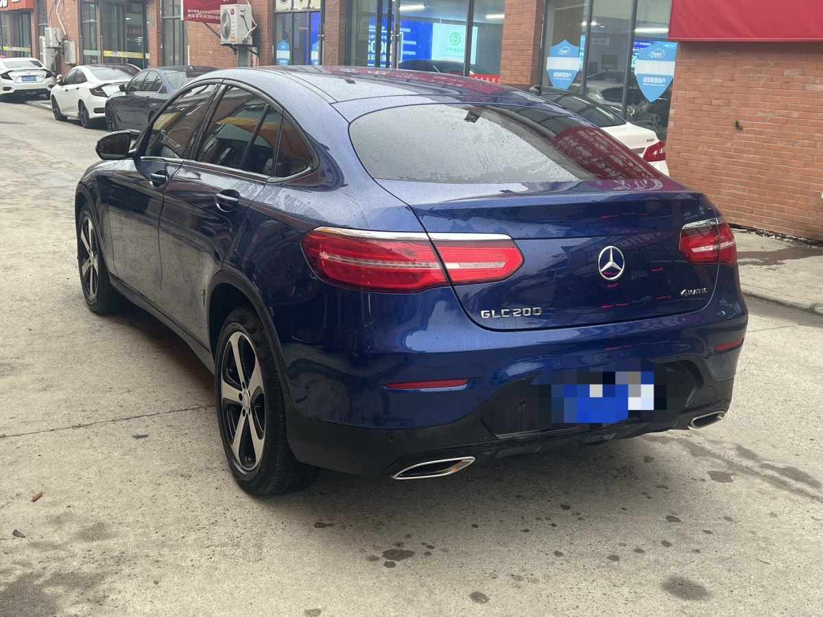 奔馳 奔馳GLC  2022款 改款 GLC 300 4MATIC 轎跑SUV圖片