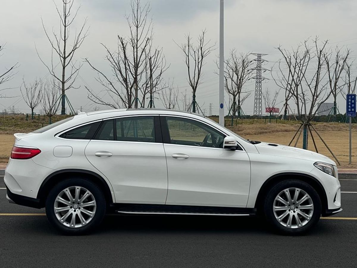 奔馳 奔馳GLE轎跑  2015款 GLE 320 4MATIC 轎跑SUV圖片