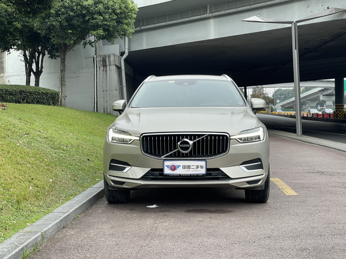 沃爾沃 XC60  2020款 T5 四驅(qū)智逸豪華版圖片