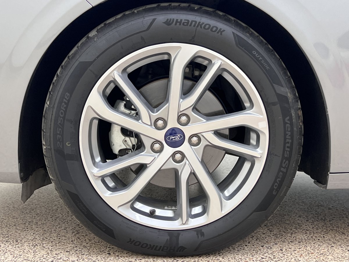 2022年12月福特 蒙迪歐  2022款 改款 EcoBoost 245 豪華型