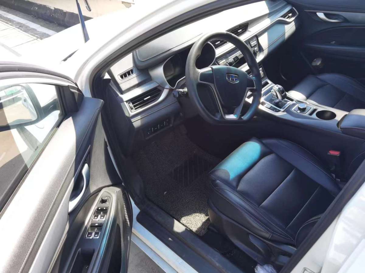吉利 帝豪新能源  2018款 EV450 精英型图片