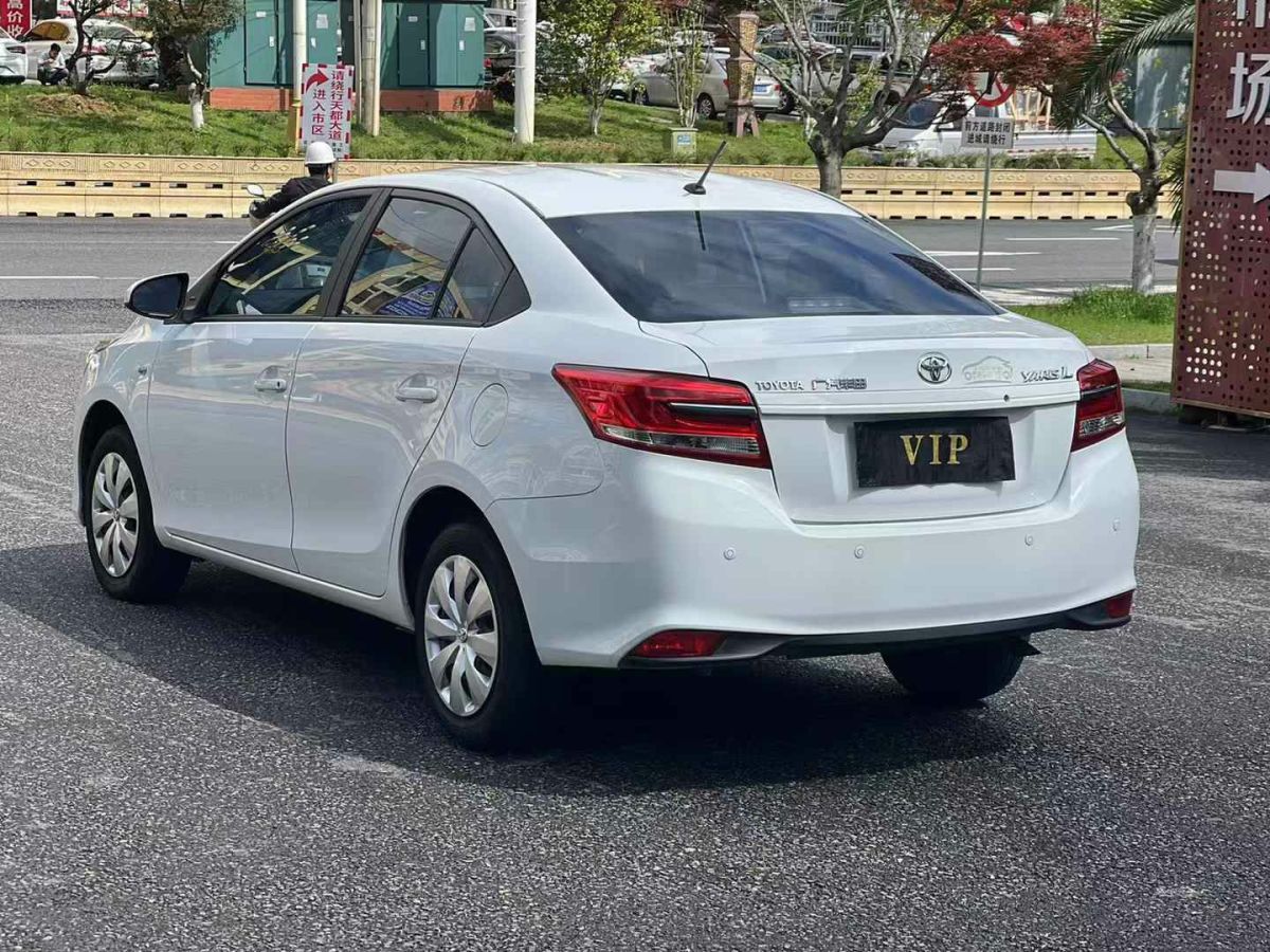 2021年3月豐田 YARiS L 致享  2021款 1.5L CVT尊貴版