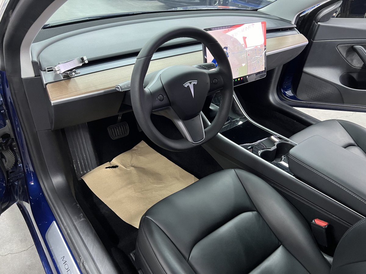 特斯拉 Model 3  2019款 標準續(xù)航后驅升級版圖片