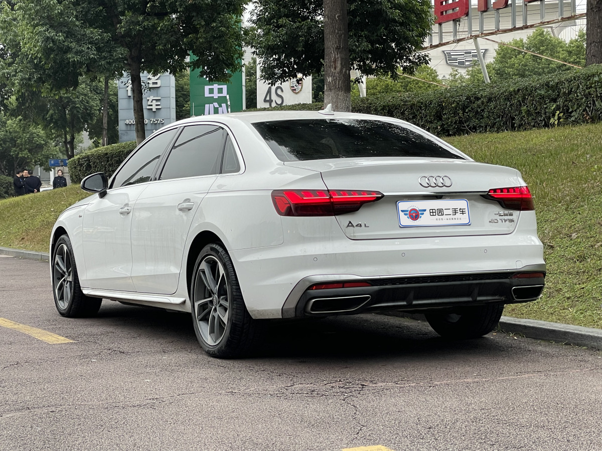 奧迪 奧迪A4L  2022款 40 TFSI 時尚動感型圖片