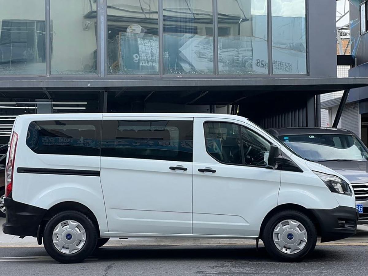 2019年10月福特 全順  2017款 2.0T柴油多功能商用車短軸低頂國V