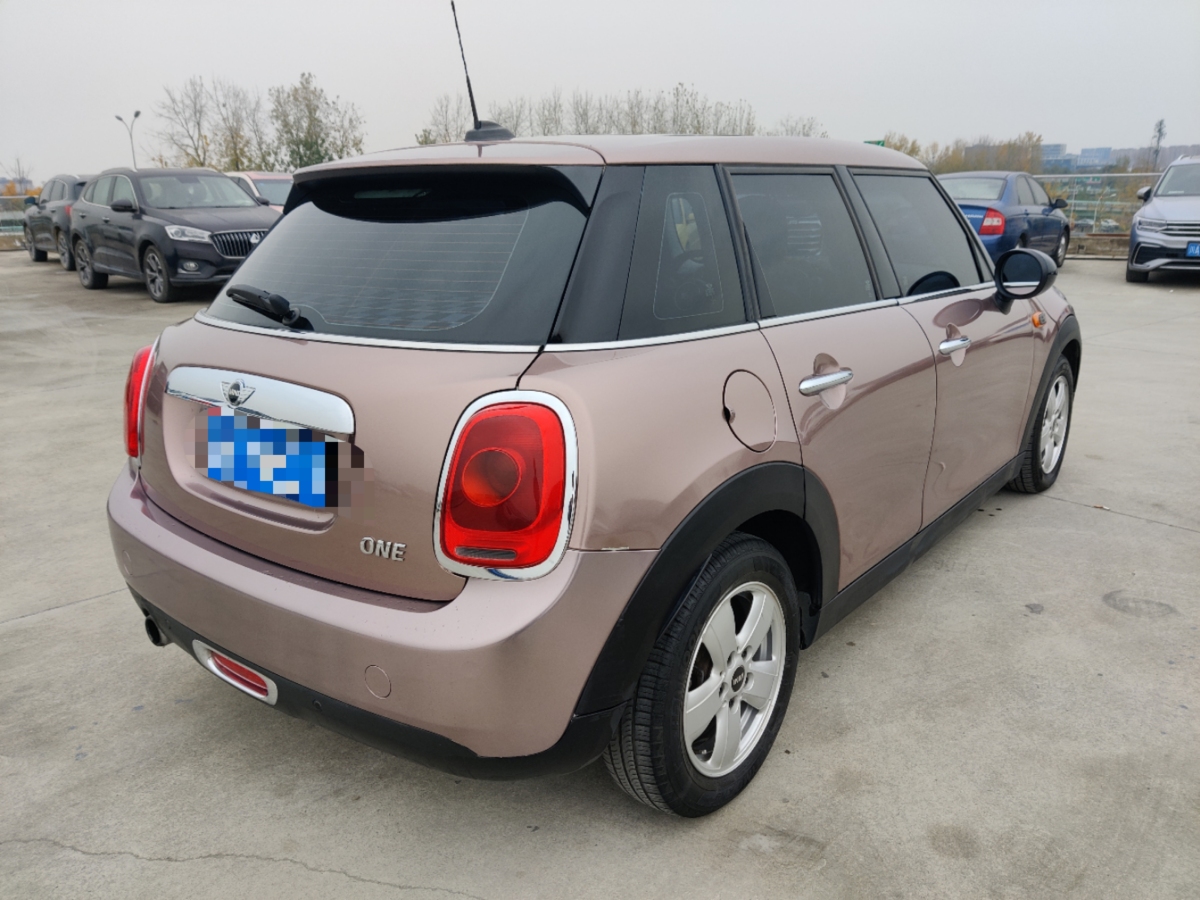 MINI MINI  2016款 1.2T ONE 五門版圖片