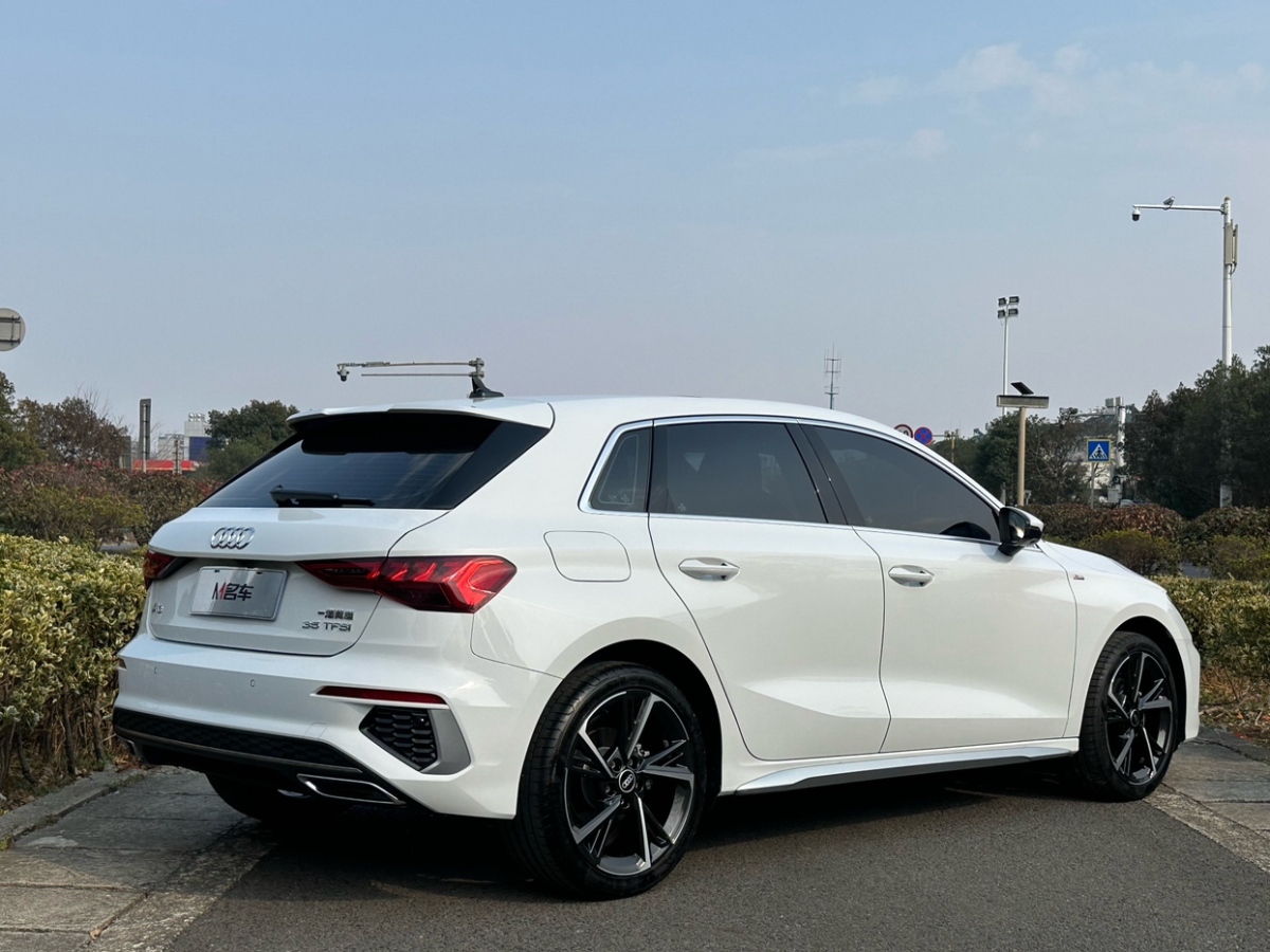 奧迪 奧迪A3  2023款 改款 Sportback 35 TFSI 時(shí)尚致雅型圖片