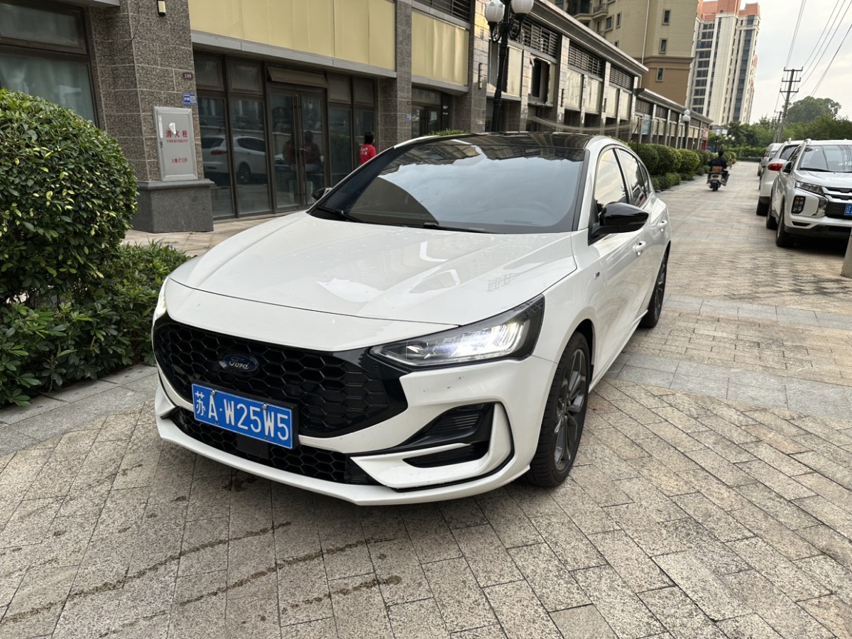 福特 ?？怂? 2022款 兩廂 EcoBoost 180 自動(dòng)ST Line圖片