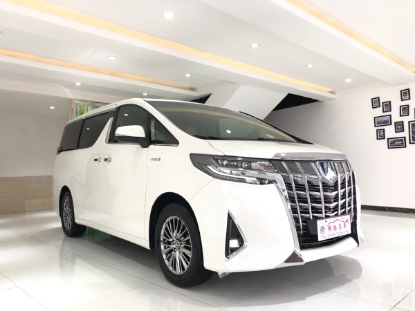 丰田 埃尔法 2020款 双擎 2.5L 豪华版