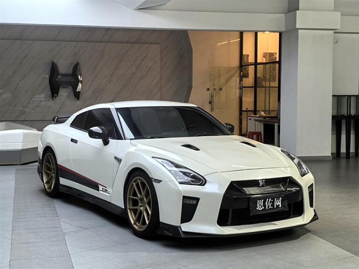 日產(chǎn) GT-R  2012款 3.8T Premium Edition圖片