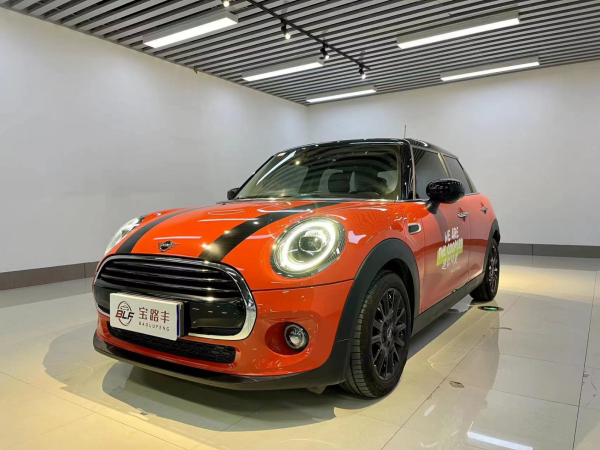 MINI MINI  2021款 1.5T COOPER 经典派 五门版