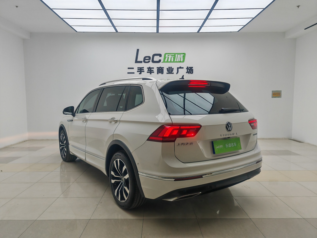 大眾 途觀L  2023款 改款 330TSI 自動(dòng)兩驅(qū)R-Line越享版圖片