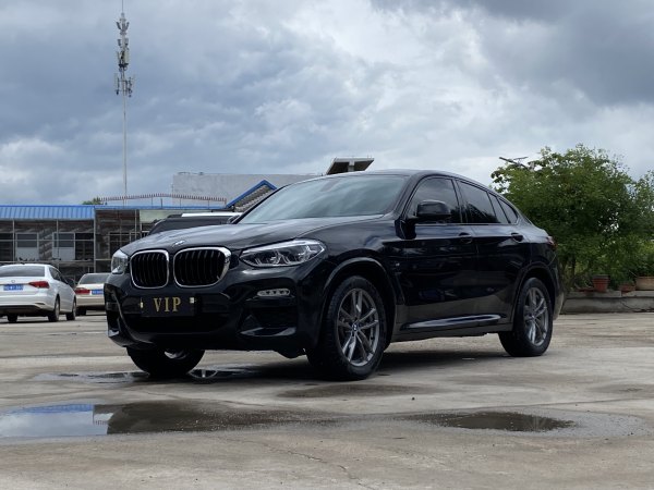 宝马 宝马X4  2019款 xDrive25i M运动套装