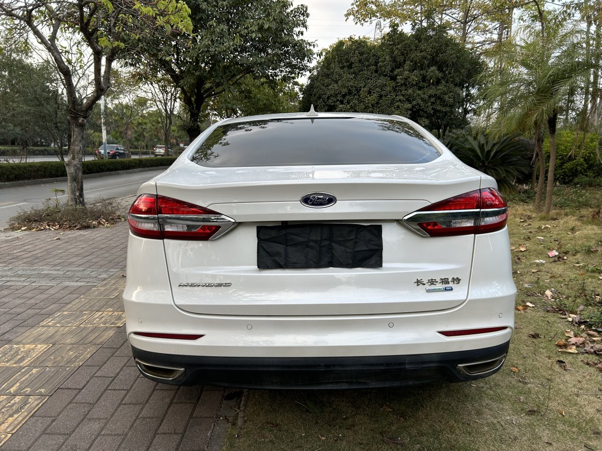 福特 蒙迪歐  2018款 EcoBoost 180 智控時(shí)尚型 國VI圖片