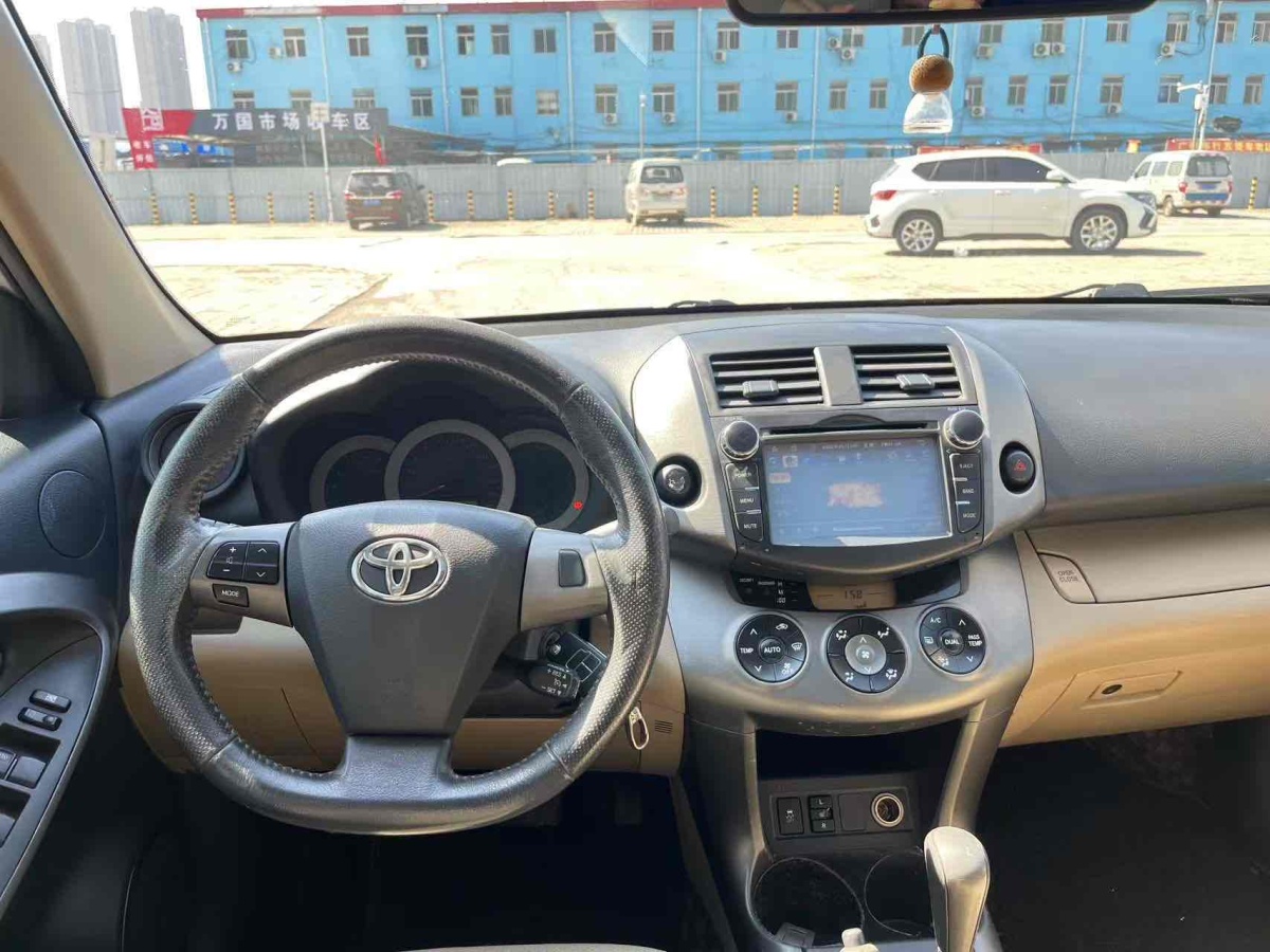 豐田 RAV4  2011款 2.0L 豪華版圖片