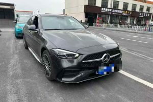 奔馳C級(jí) 奔馳 C 260 L 皓夜運(yùn)動(dòng)版