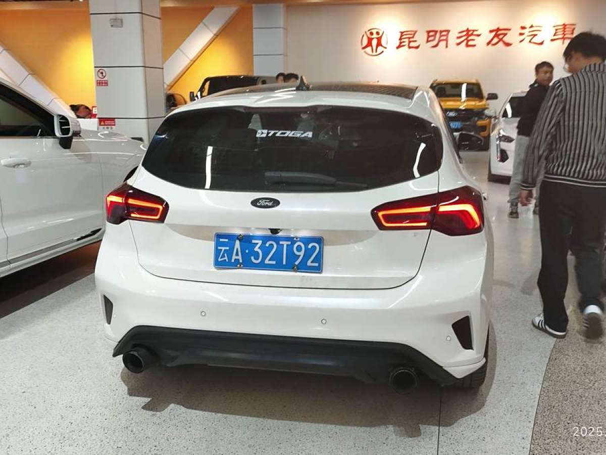 福特 ?？怂? 2019款 ST 歐洲版圖片