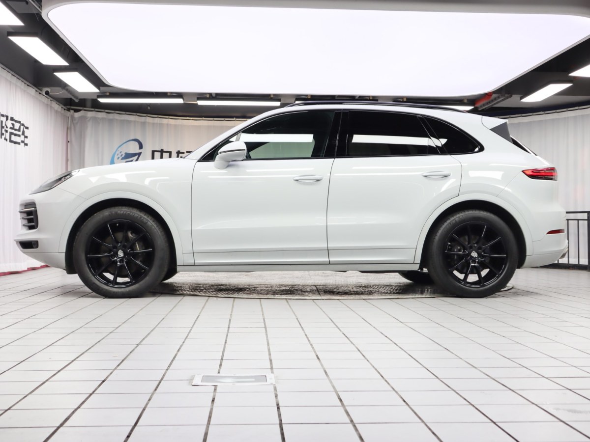 保时捷 Cayenne  2019款 Cayenne 3.0T图片