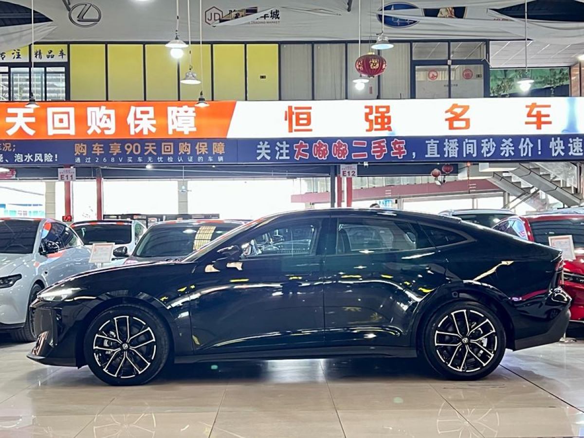 長(zhǎng)安 長(zhǎng)安UNI-V 智電iDD  2024款 藍(lán)鯨智電iDD 136km 智酷型圖片