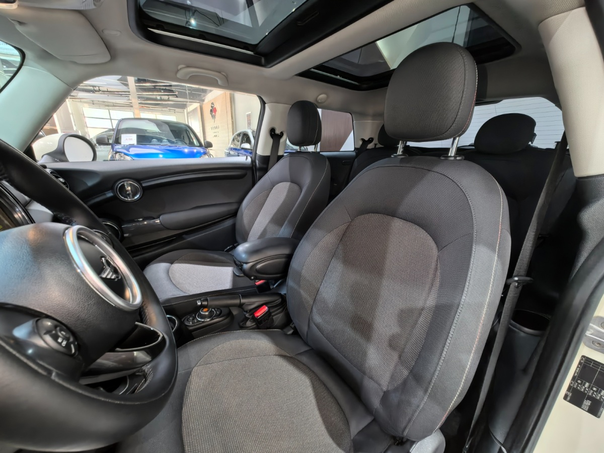 MINI MINI  2016款 1.2T ONE 先鋒派圖片