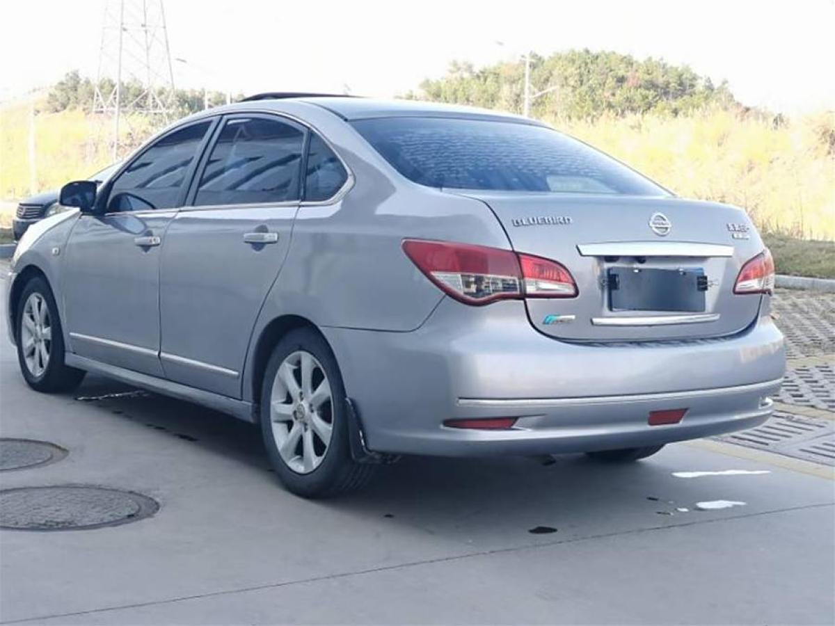 日產(chǎn) 軒逸  2009款 2.0XL CVT豪華天窗版圖片