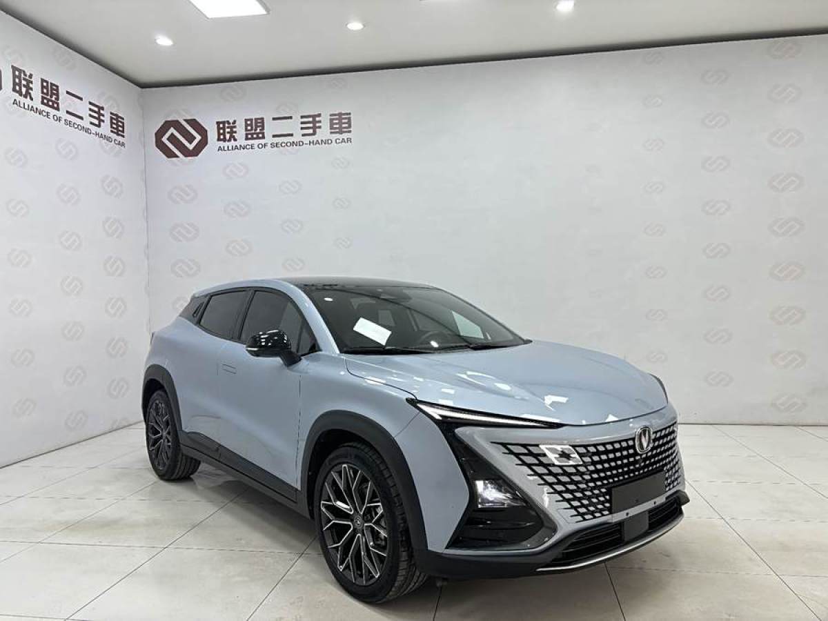 長(zhǎng)安 UNI-T  2022款 1.5T 尊貴型圖片