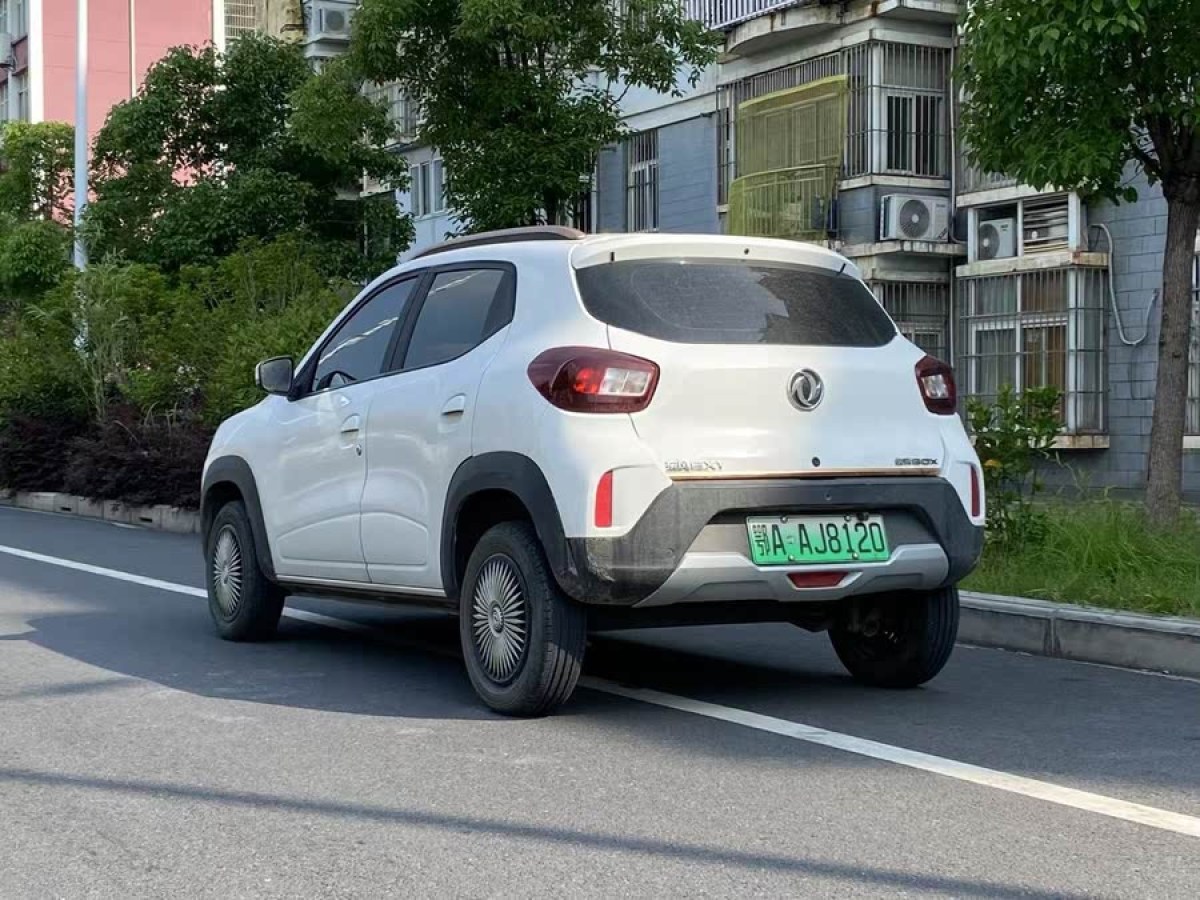 東風(fēng)新能源 納米BOX  2022款 輕風(fēng)版 201KM 閃電型圖片