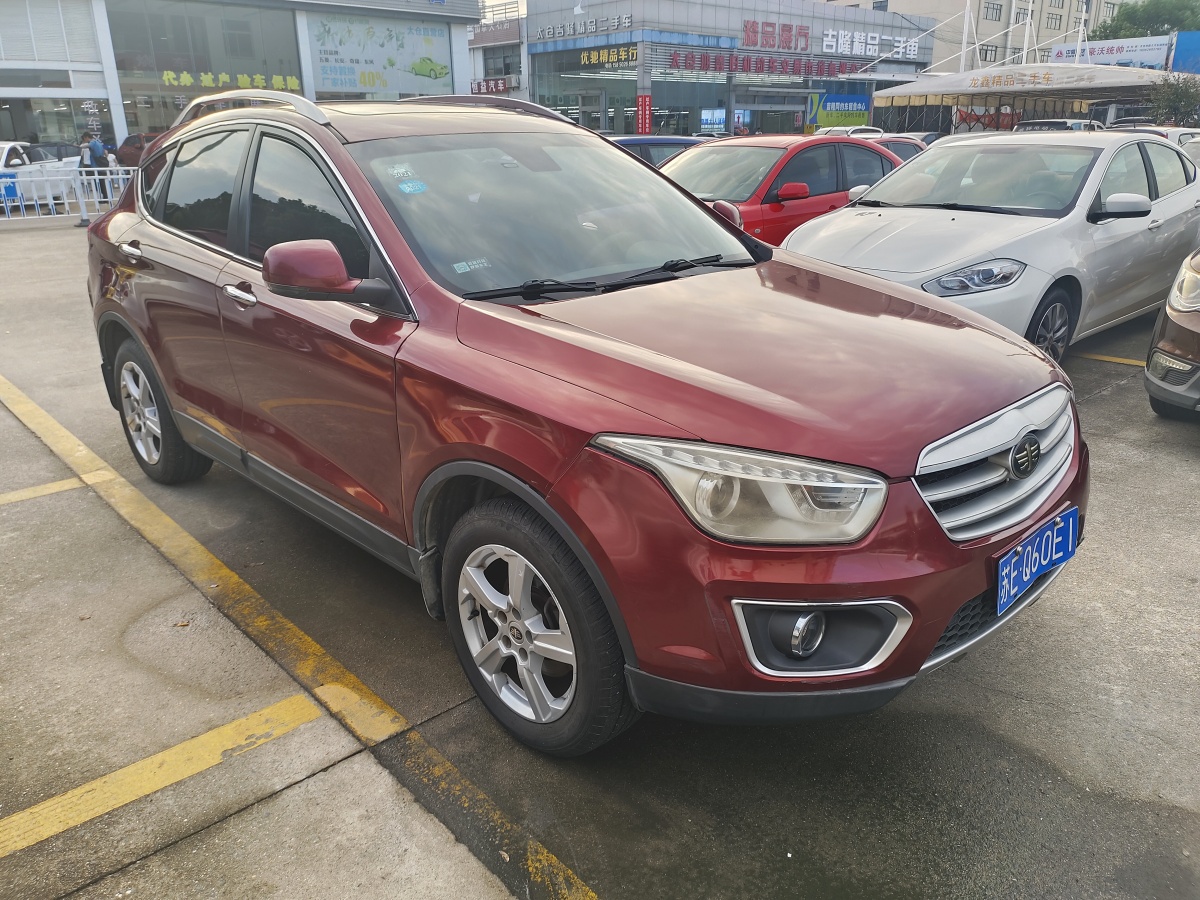 奔騰 X80  2013款 2.0L 手動豪華型圖片