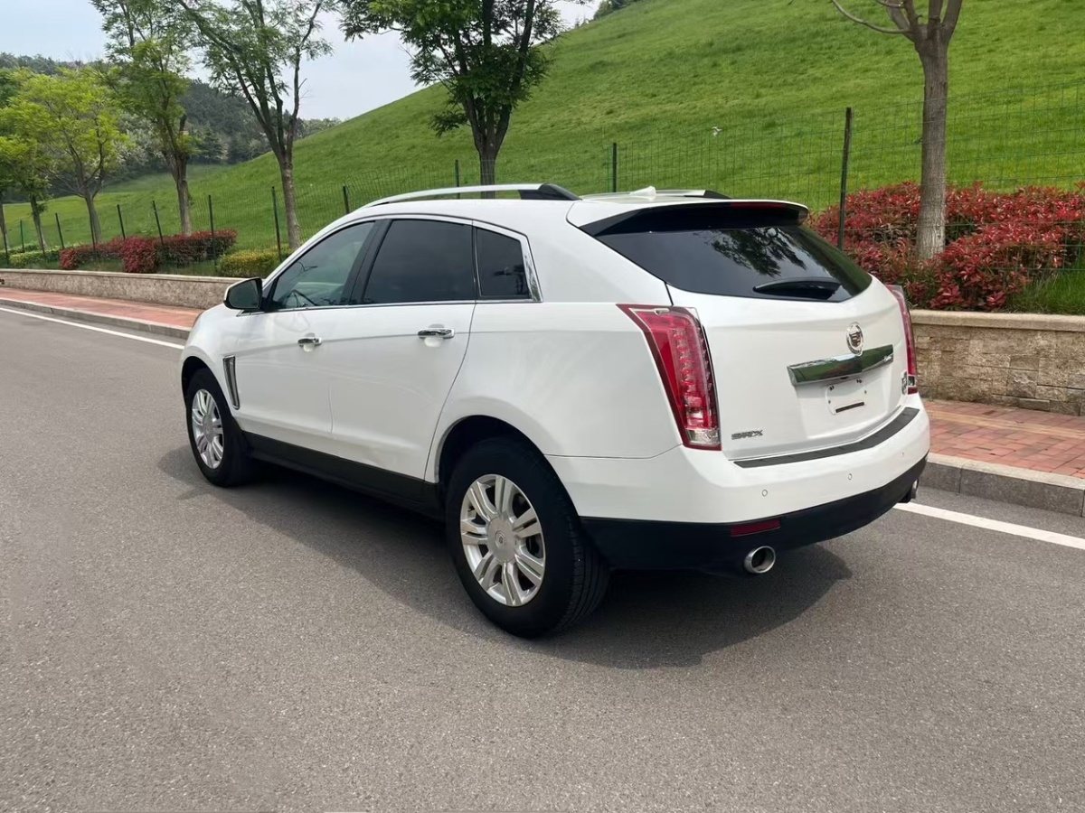 凱迪拉克 SRX  2015款 3.0L 精英型圖片