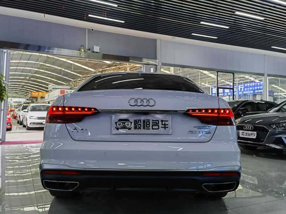 2022年8月奧迪 奧迪A4L  2022款 40 TFSI 時(shí)尚動(dòng)感型