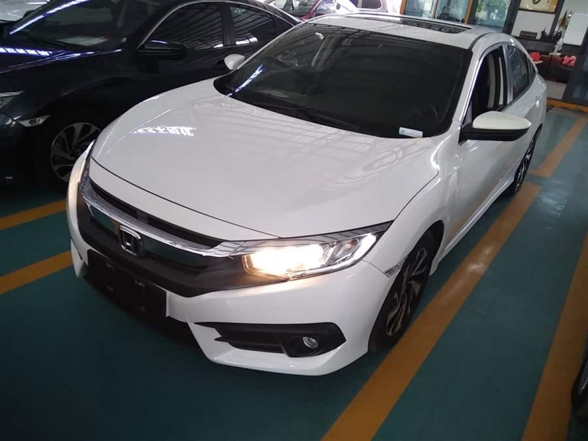 本田 思域  2016款 220TURBO CVT豪華版圖片