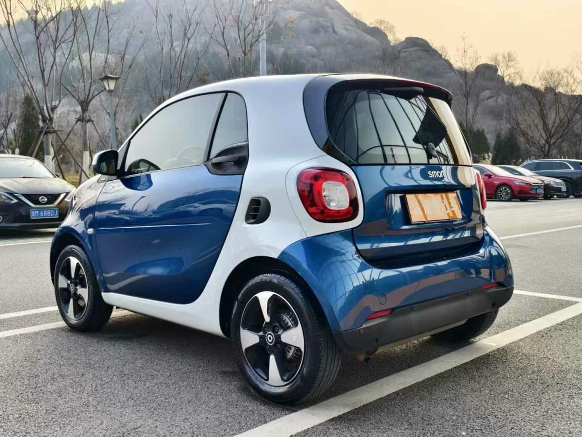 smart fortwo 圖片