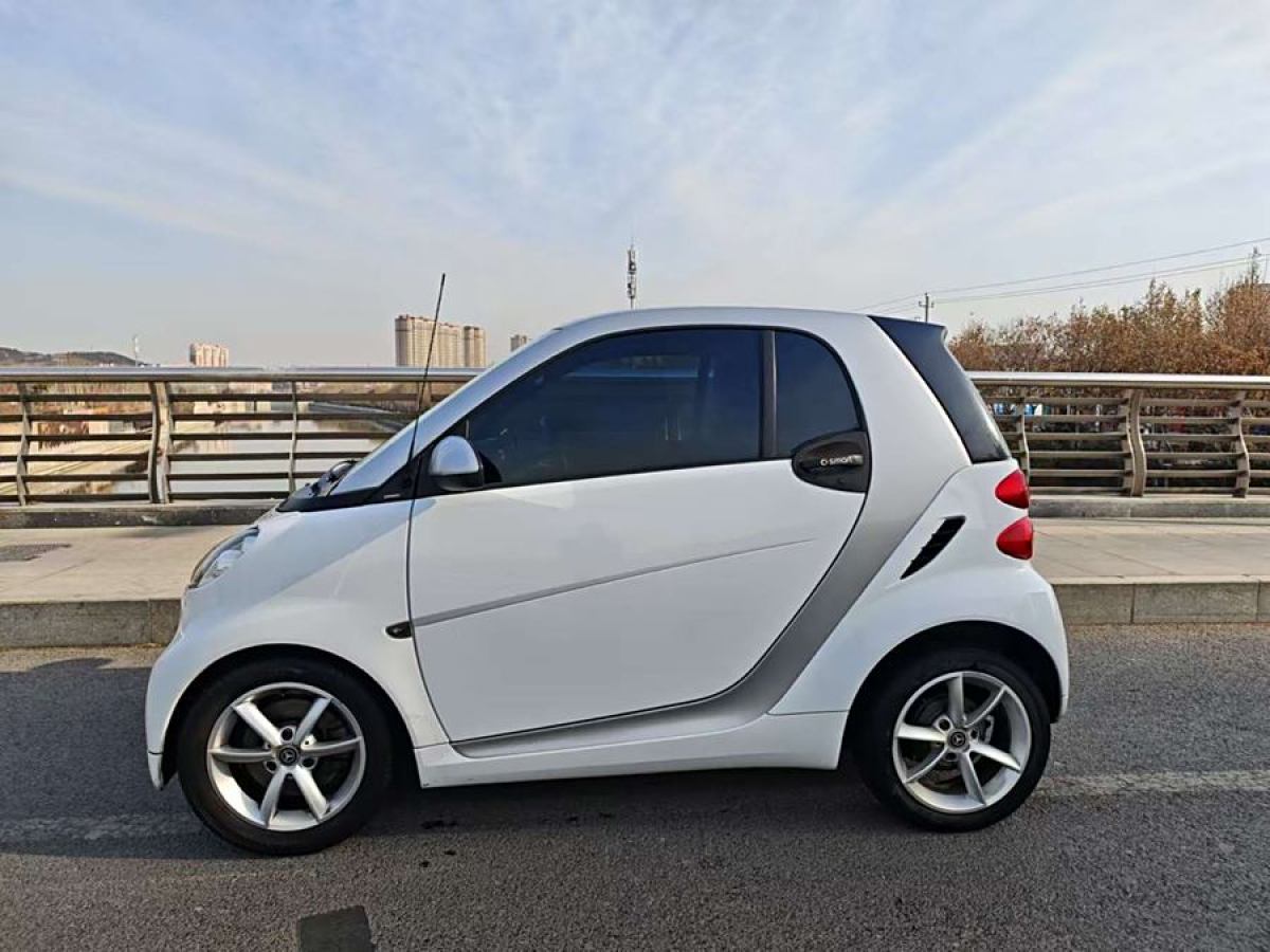 smart fortwo  2011款 1.0 MHD 硬頂激情版圖片