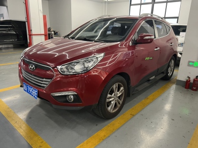 2012年10月 現(xiàn)代 ix35 2.0L 自動兩驅(qū)精英版GLS圖片