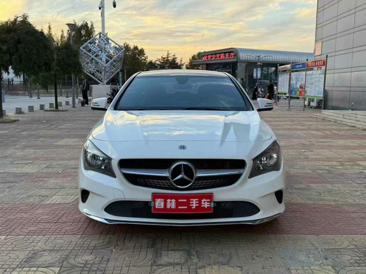 奔馳 奔馳CLA級  2018款 CLA 180圖片