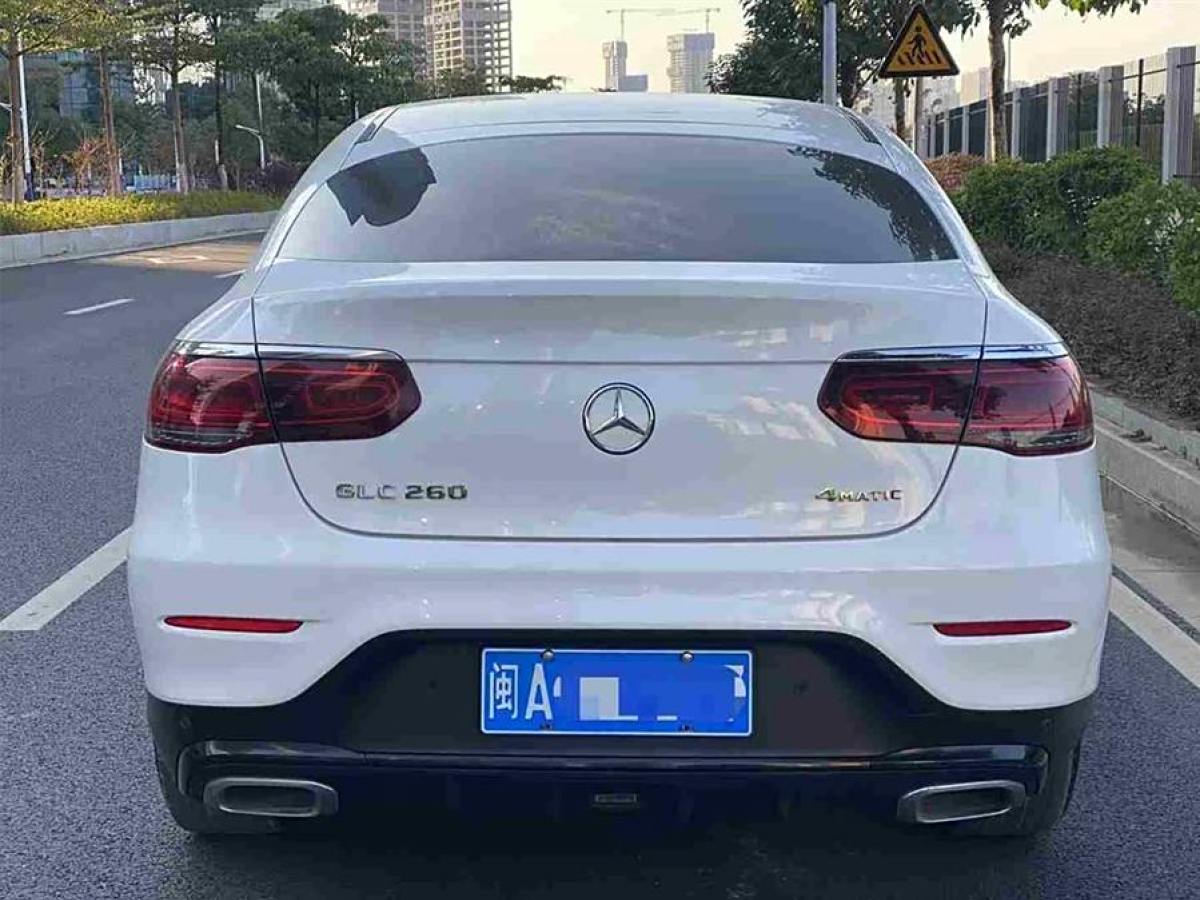 奔馳 奔馳GLC  2022款 改款 GLC 260 4MATIC 轎跑SUV圖片