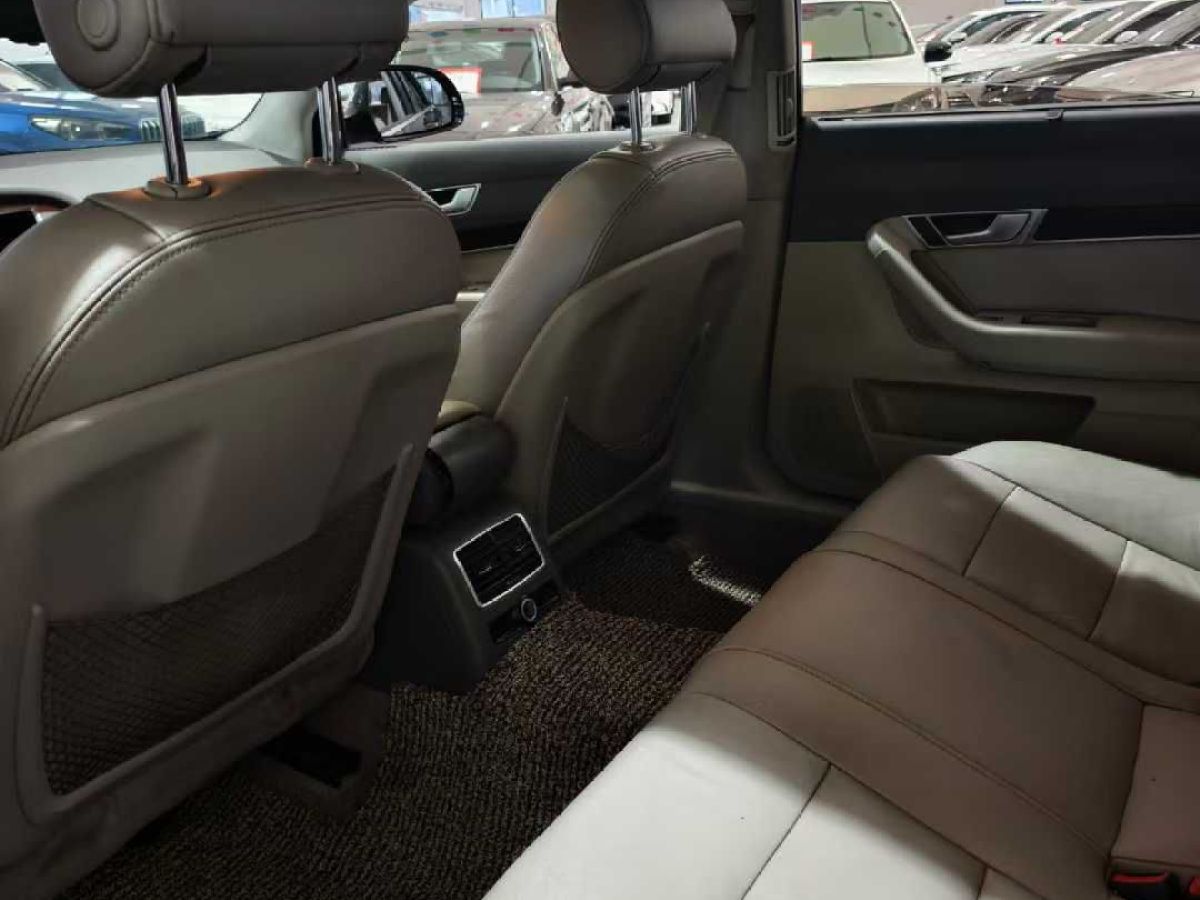 奧迪 奧迪A6L  2009款 A6L 2.8FSI 豪華型圖片